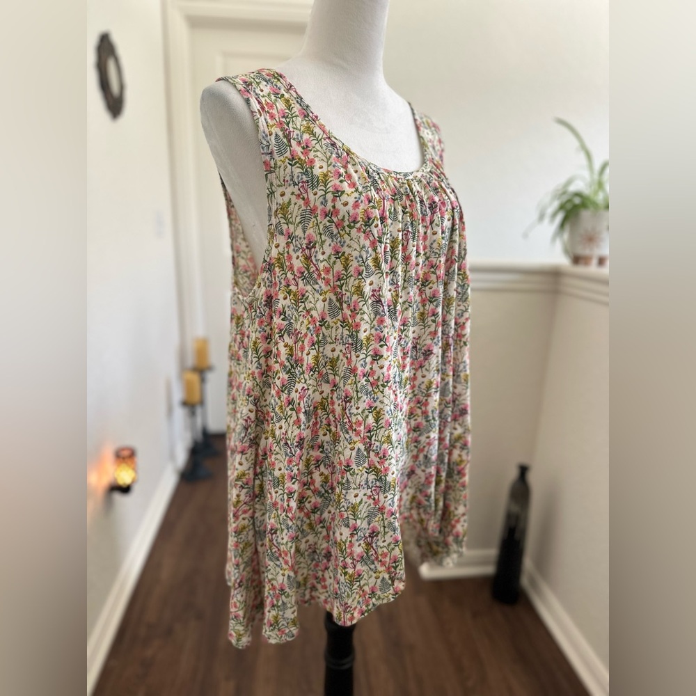 NATURAL LIFE Floral Sleeveless Tunic - Pink and Green